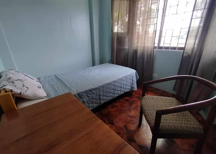 4-5br In Paranaque For Staycation Manila