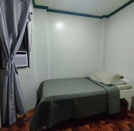 4-5br In Paranaque For Staycation Manila