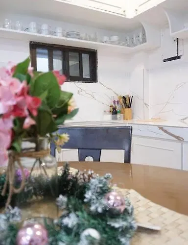 4-5br In Paranaque For Staycation
