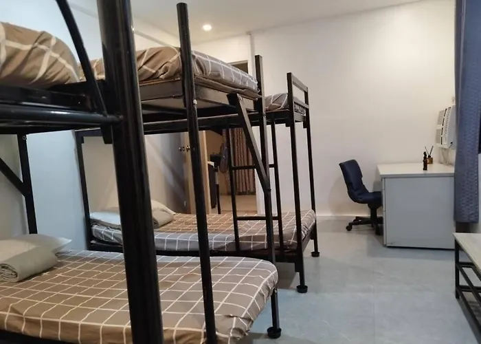 4-5br In Paranaque For Staycation *